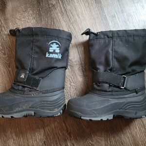 Boys kamik boots